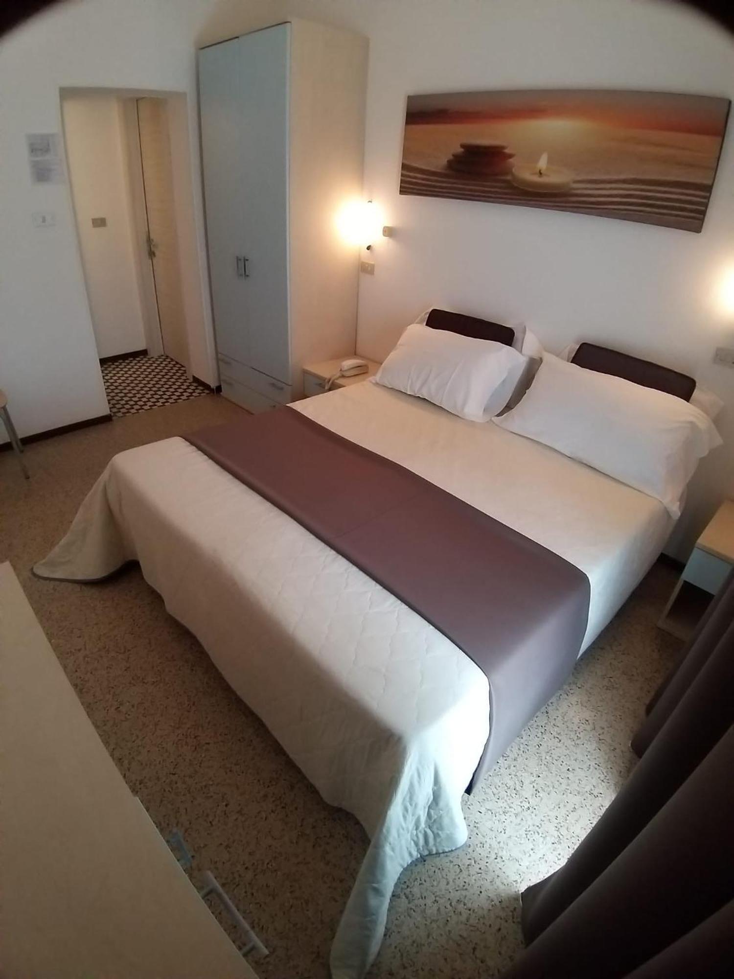 Hotel Ideal ริมินี ภายนอก รูปภาพ